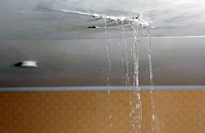 a leaking roof needs Huntsville roofer